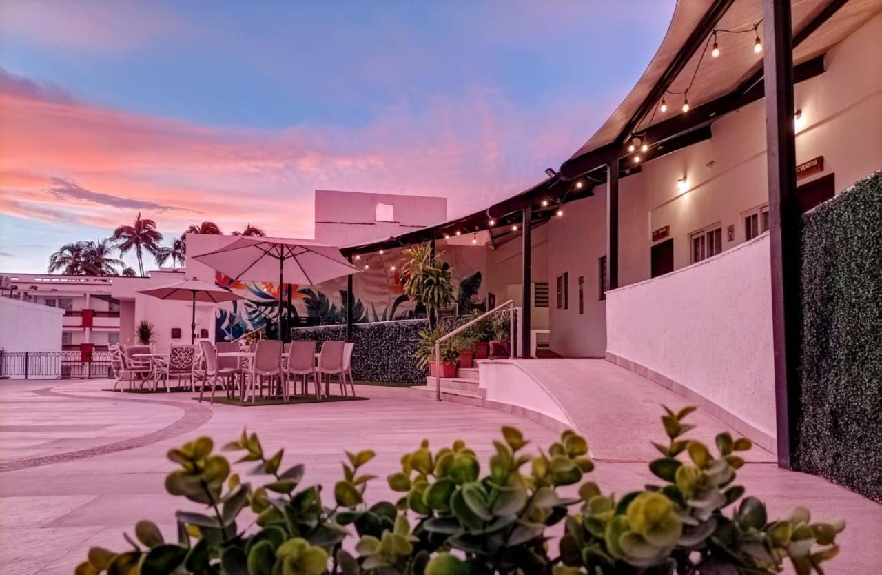 Loft Hotel Malecon Vallarta Puerto Vallarta Buitenkant foto